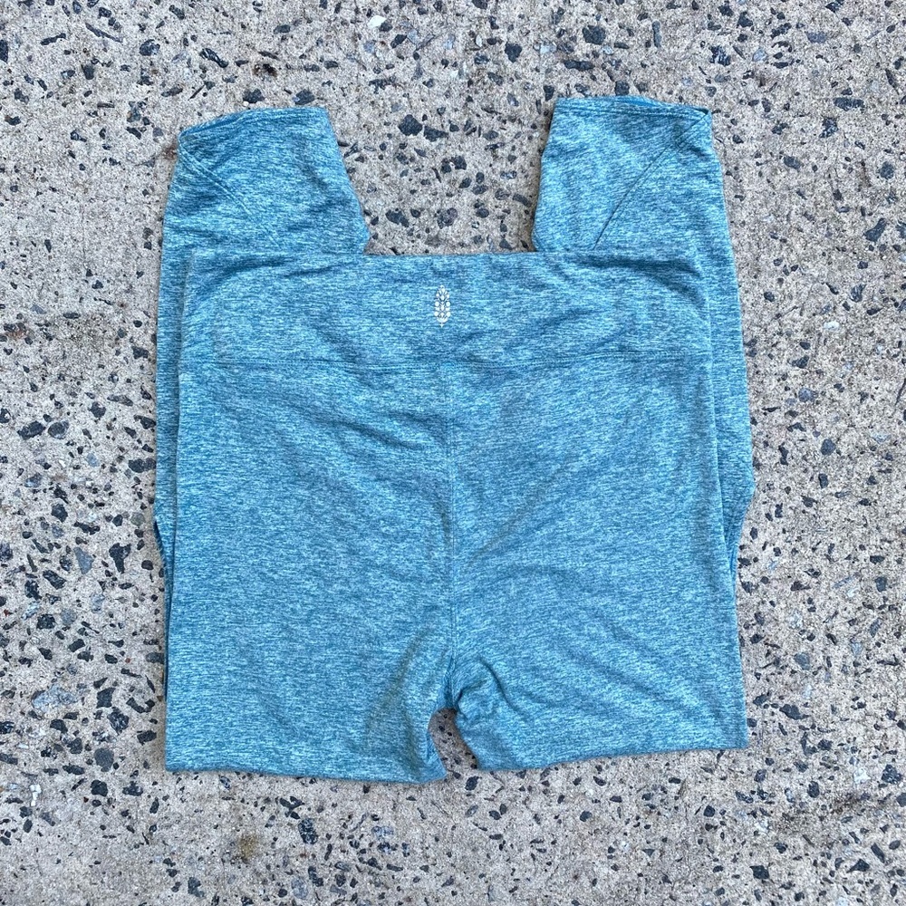 Free People Movement cut out leggings